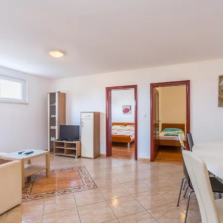 Apartment Ricardo *