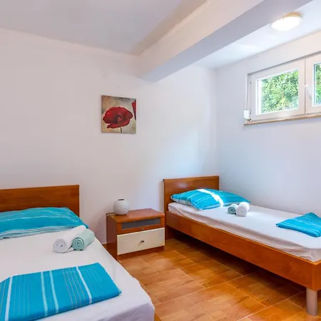 Ricardo Apartament *